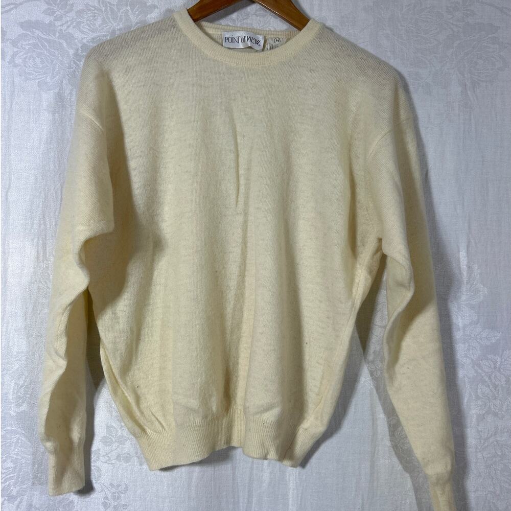 Vintage Sweater Beige Cream 36 Med Lambswool Blend Made in Italy Point of View